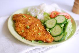 Vištienos kepsnys sezamo plutelėje. (N)