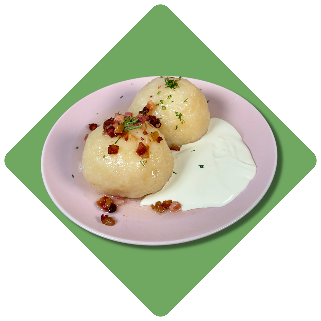 Tarkuotų bulvių cepelinai su varške