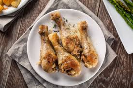 Keptos vištienos blauzdelės su tradiciniu padažu... (N)