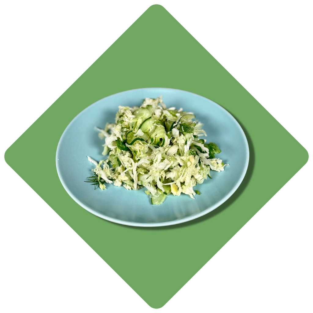 Pekino kopūstų salotos su agurkais ir česnakais