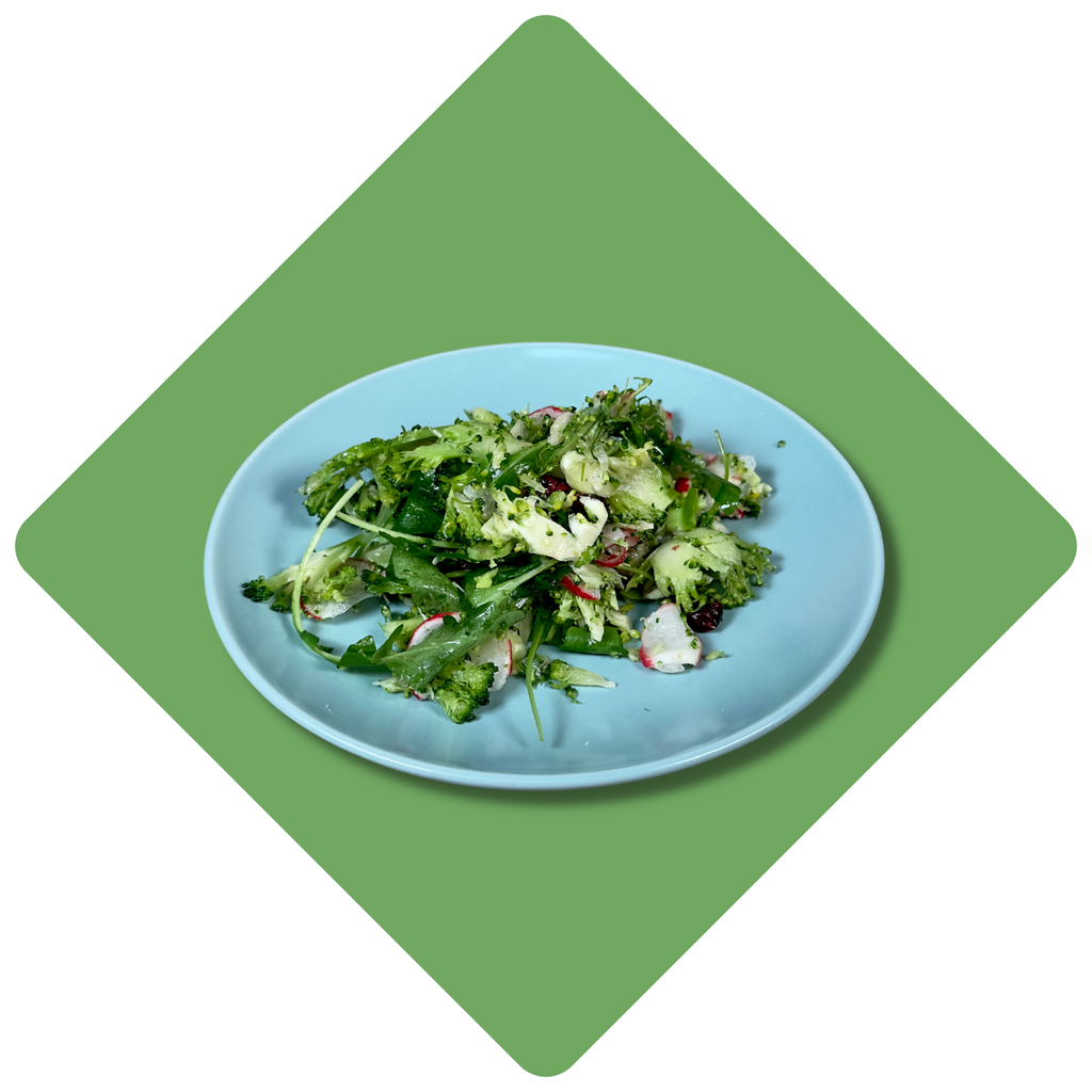 Brokolių, ridikėlių salotos su spanguolėmis (N)
