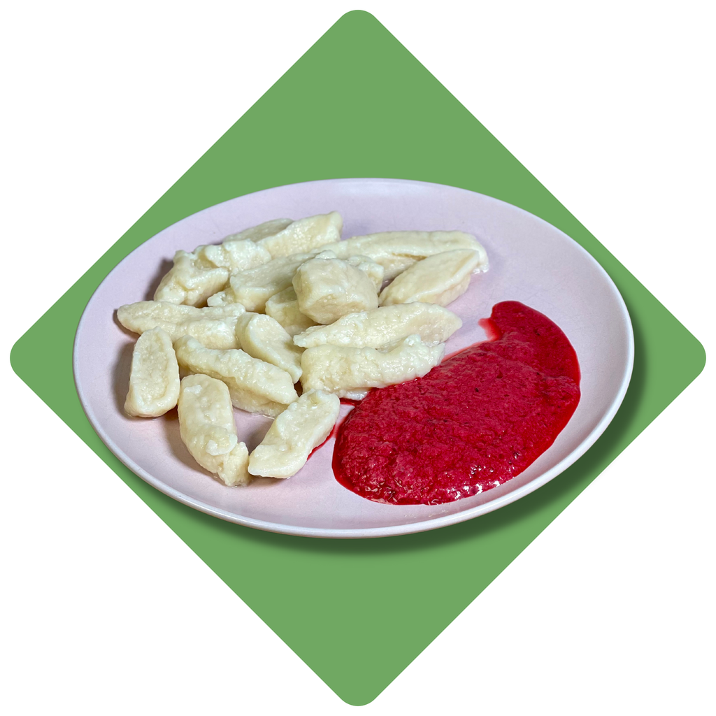 Virti varškės virtinukai su uogų jogurtu (copy)